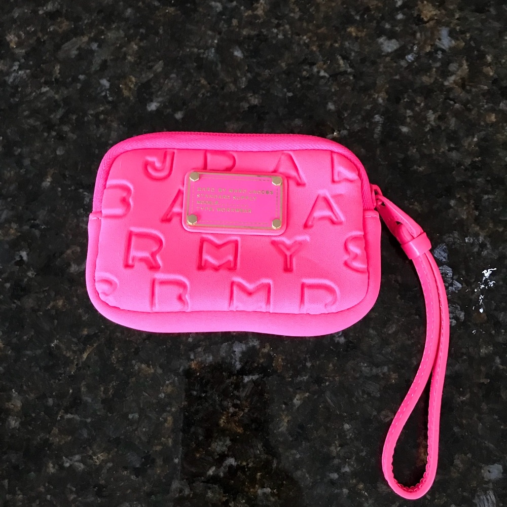 Never used!!! Adorable pink Marc Jacobs wristlet